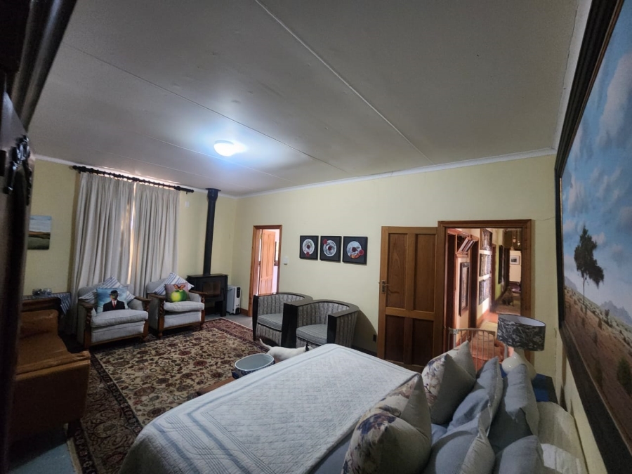 4 Bedroom Property for Sale in Nieu Bethesda Eastern Cape
